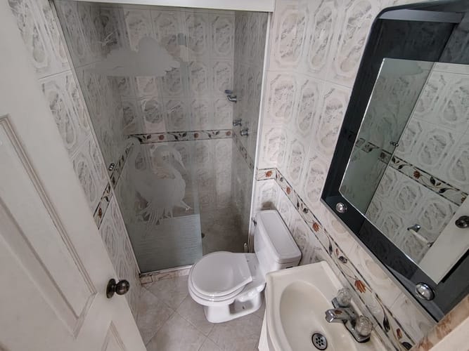 Apartamento de 3 alcobas en arriendo en Rodeo Alto, Medellín, 65 m² · foto 19 de 21