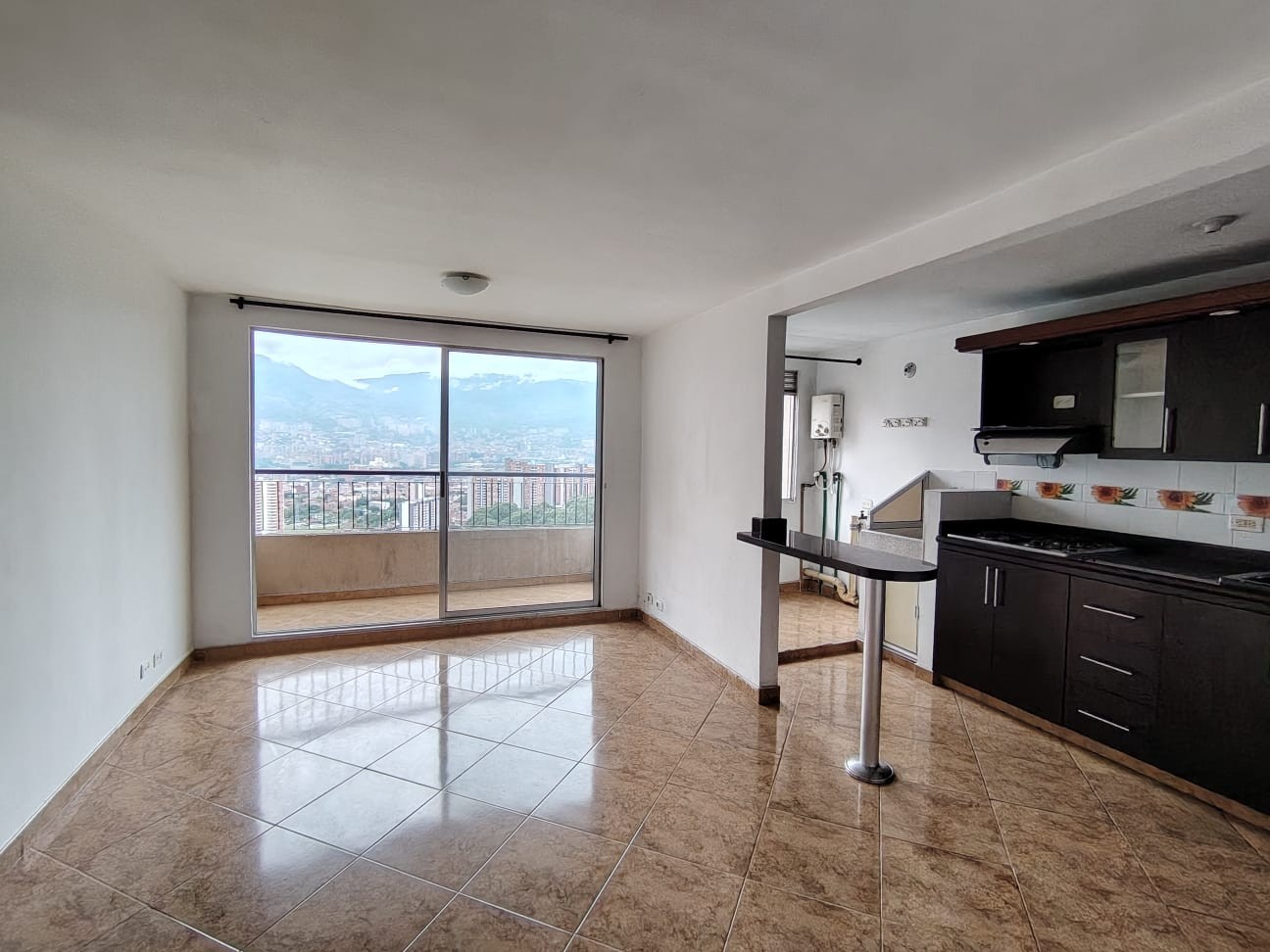 Apartamento en Arriendo en Rodeo Alto, Medellín