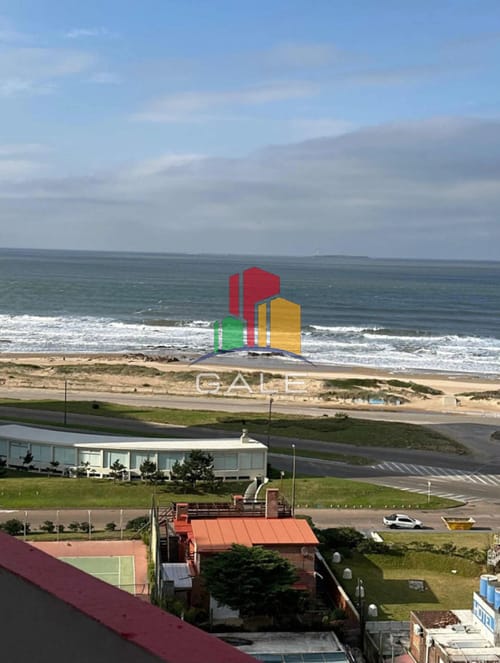 Apartamento en Brava - Punta del Este a pasos del mar