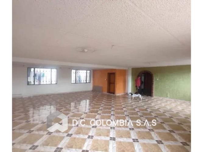 Casa de 4 alcobas en venta en La Concepcion, Zipaquirá, 365 m² · foto 3 de 8