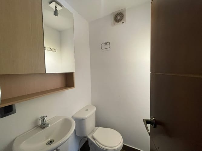 Local en arriendo en El Portal, Envigado, 45 m² · foto 8 de 9