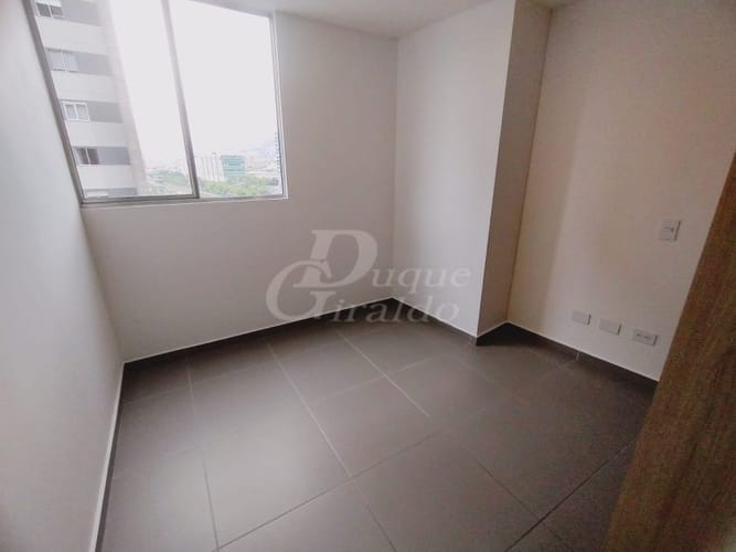 Apartamento de 3 alcobas en arriendo en El Poblado, Medellín, 72 m² · foto 8 de 22