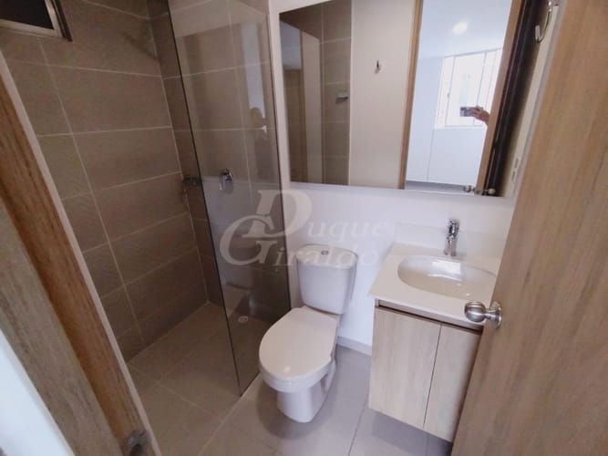 Apartamento de 3 alcobas en arriendo en El Poblado, Medellín, 72 m² · foto 16 de 22