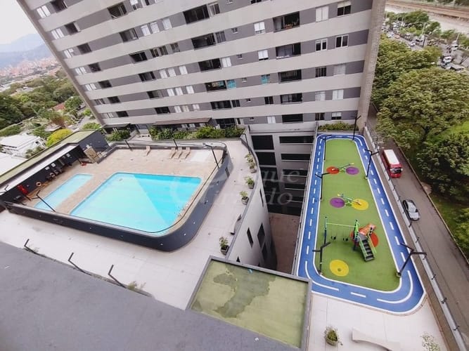 Apartamento de 3 alcobas en arriendo en El Poblado, Medellín, 72 m² · foto 21 de 22