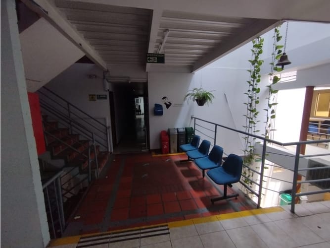 Edificio en venta en Tequendama, Cali, 1400 m² · foto 20 de 24