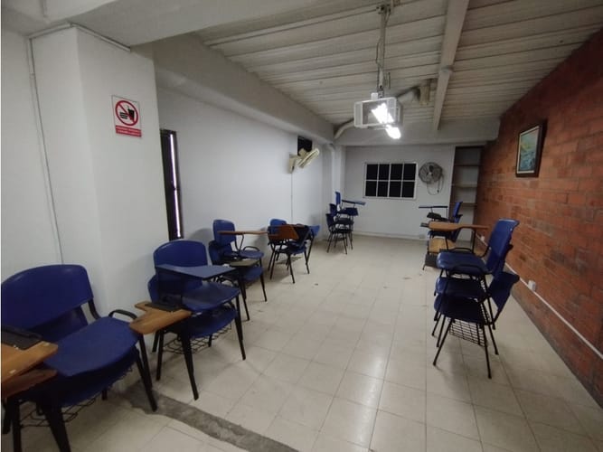 Edificio en venta en Tequendama, Cali, 1400 m² · foto 24 de 24