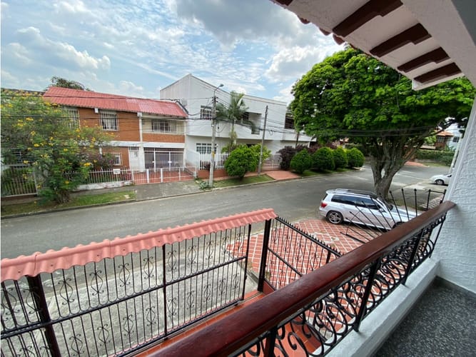 Casa de 6 alcobas en venta en El Bosque, Cali, 360 m² · foto 3 de 20