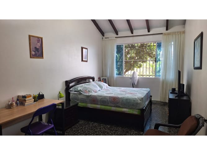 Casa de 6 alcobas en venta en El Bosque, Cali, 360 m² · foto 8 de 20