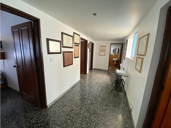 Casa de 6 alcobas en venta en El Bosque, Cali, 360 m² · foto 14 de 20