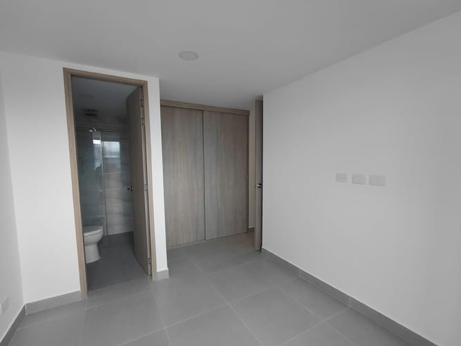 Apartamento de 2 alcobas en arriendo en Loma De San Jose, Sabaneta, 55 m² · foto 20 de 22