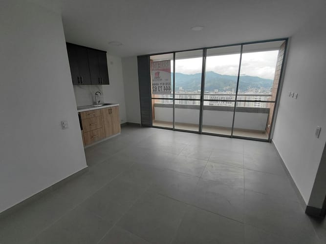 Apartamento de 2 alcobas en arriendo en Loma De San Jose, Sabaneta, 55 m² · foto 15 de 22