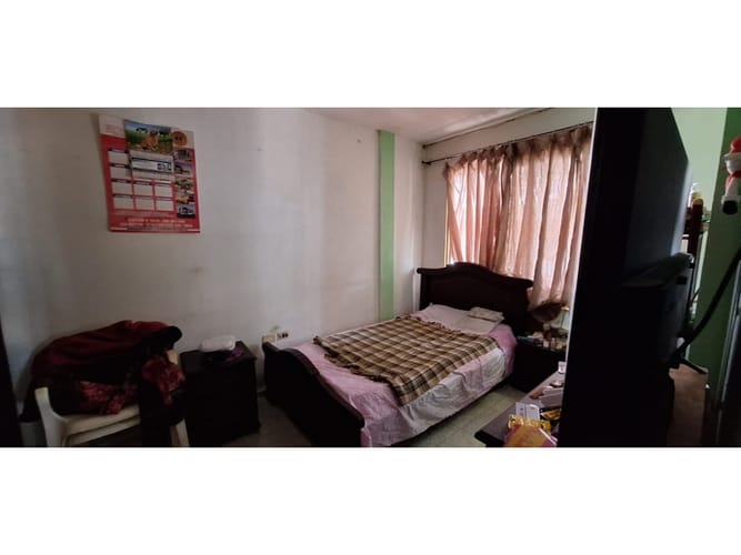Casa de 9 alcobas en venta en Puente Del Comercio, Cali, 200 m² · foto 5 de 7