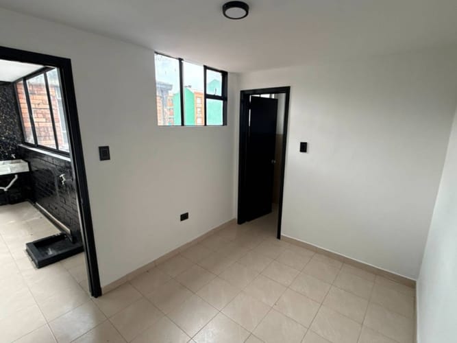 Apartamento de 3 alcobas en venta en Quinta Mutis, Bogotá, 104 m² · foto 5 de 24