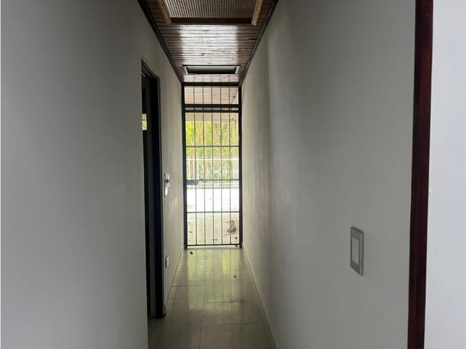 Casa de 4 alcobas en venta en El Limonar, Cali, 130 m² · foto 9 de 24