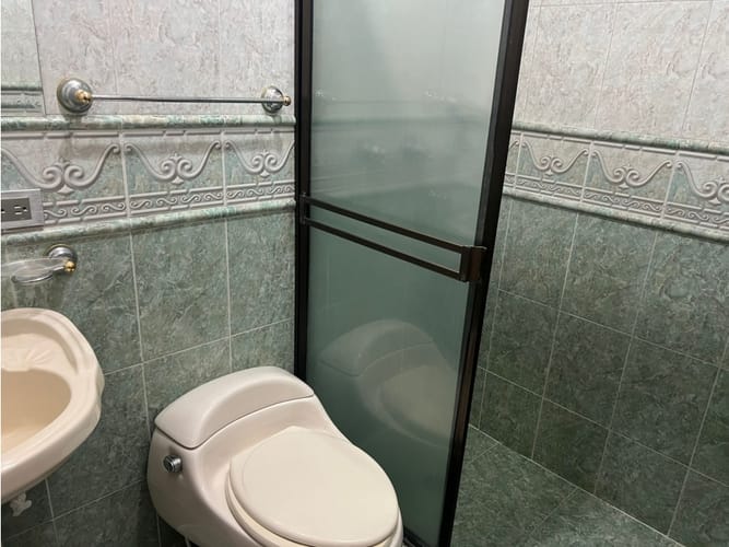 Casa de 4 alcobas en venta en El Limonar, Cali, 130 m² · foto 17 de 24