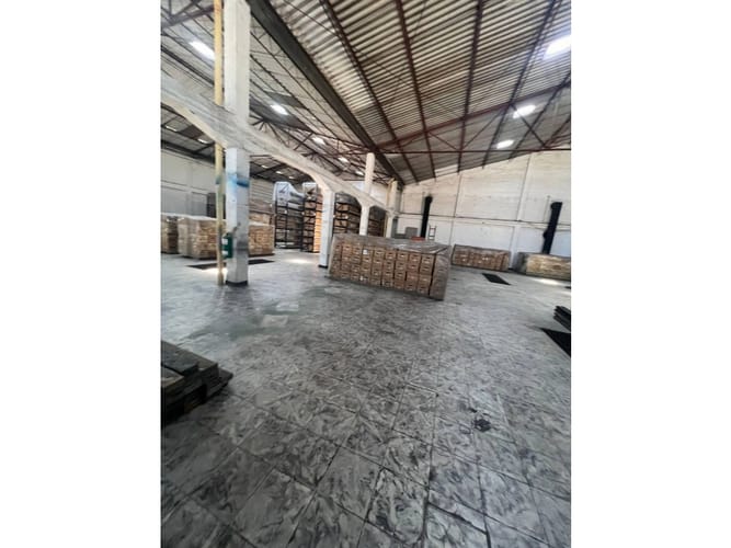 Bodega en venta en San Nicolas, Cali, 2312 m² · foto 6 de 24