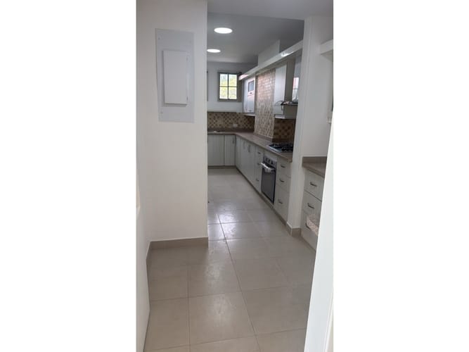 Apartamento de 3 alcobas en venta en Cali, 190 m² · foto 10 de 10