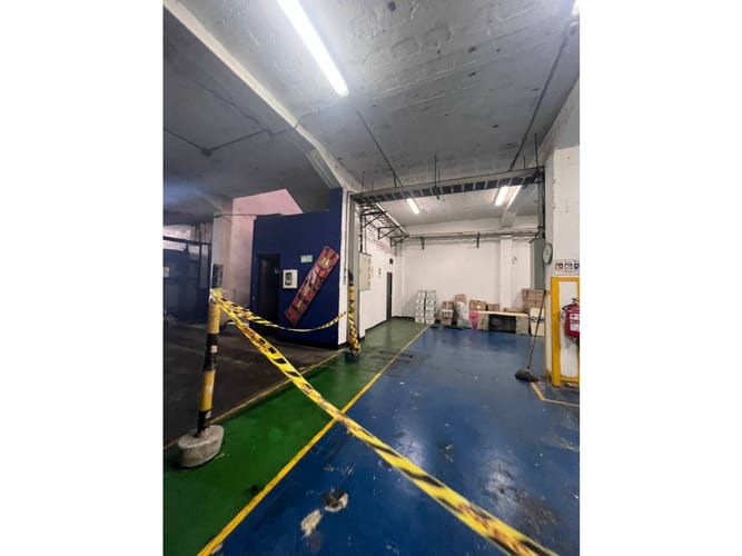 Bodega en venta en San Nicolas, Cali, 2312 m² · foto 14 de 24