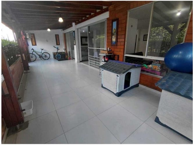 Casa de 4 alcobas en venta en San Vicente, Cali, 190 m² · foto 10 de 24