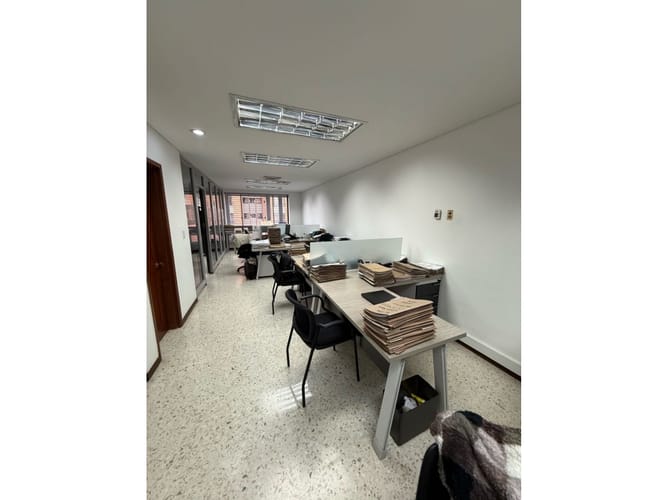 Oficina en arriendo en Granada, Cali, 80 m² · foto 6 de 24
