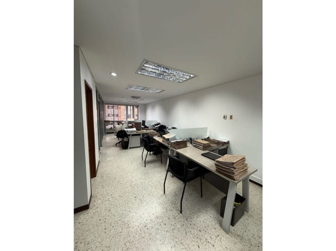 Oficina en arriendo en Granada, Cali, 80 m² · foto 7 de 24