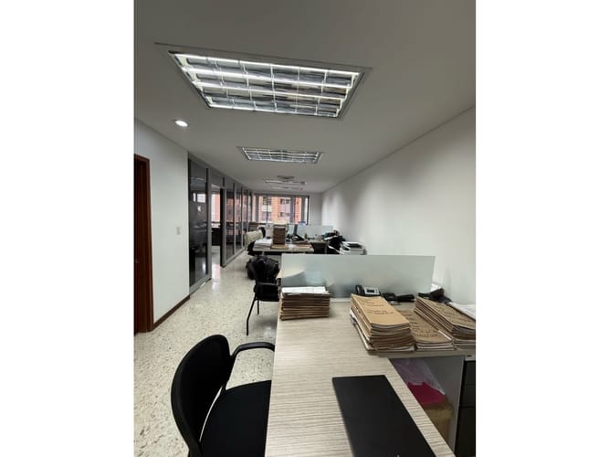 Oficina en arriendo en Granada, Cali, 80 m² · foto 8 de 24