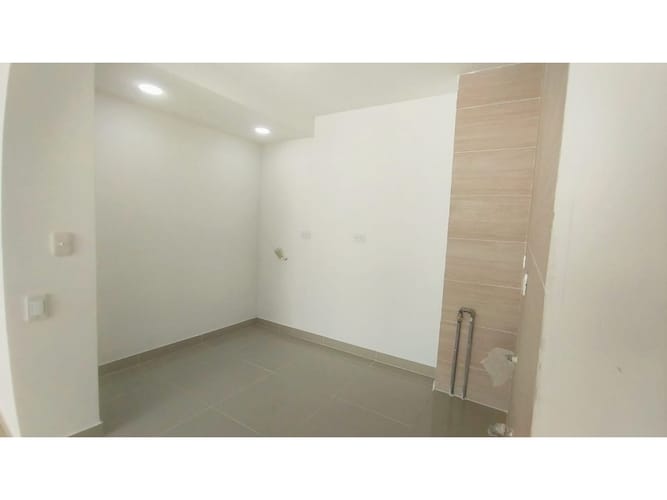 Apartamento de 3 alcobas en venta en Zona Industrial, Yumbo, 50 m² · foto 7 de 13