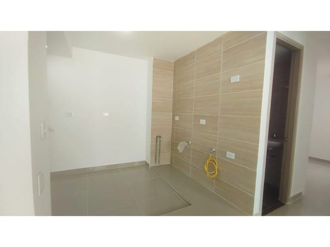 Apartamento de 3 alcobas en venta en Zona Industrial, Yumbo, 50 m² · foto 8 de 13