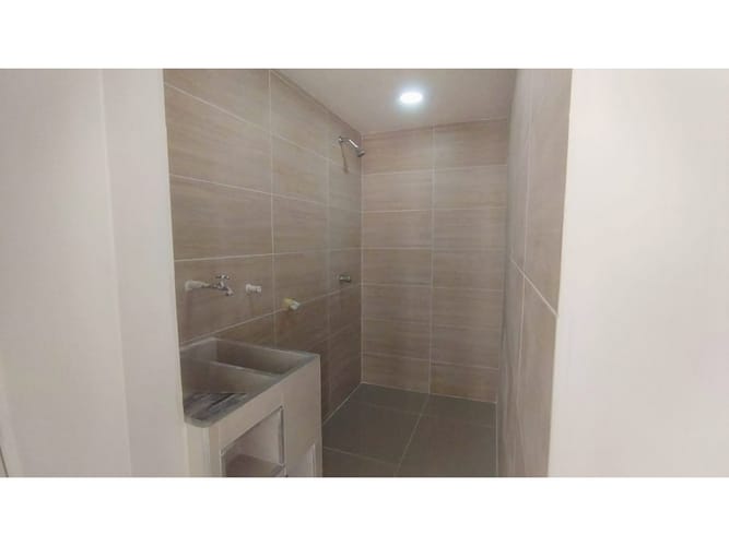 Apartamento de 3 alcobas en venta en Zona Industrial, Yumbo, 50 m² · foto 12 de 13