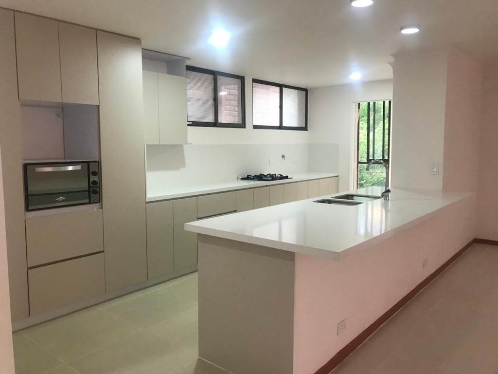 Apartamento en venta en Zuñiga, Envigado · foto 2 de 23