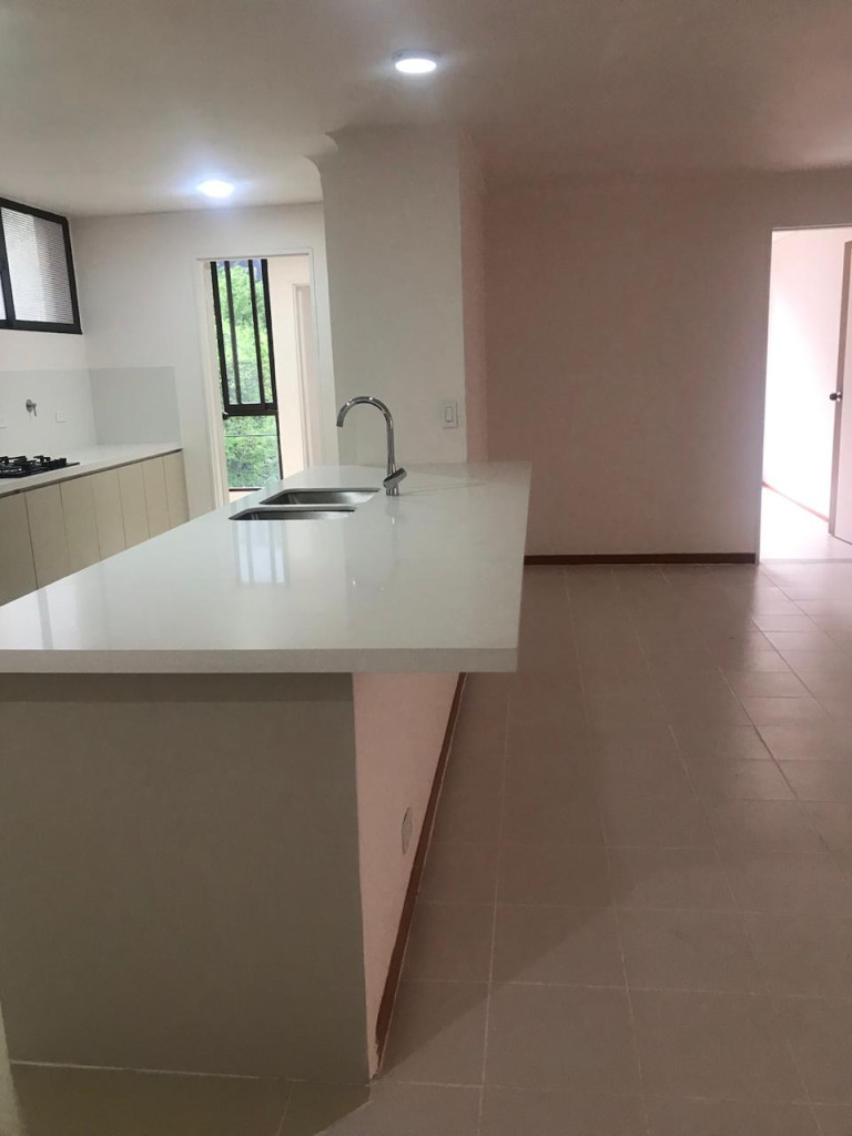 Apartamento en venta en Zuñiga, Envigado · foto 7 de 23