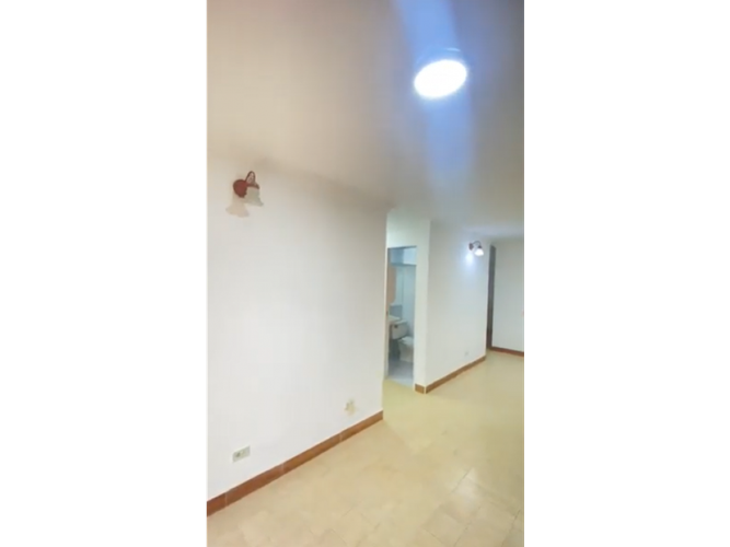 Apartamento de 3 alcobas en venta en Napoles, Cali, 87 m² · foto 10 de 11
