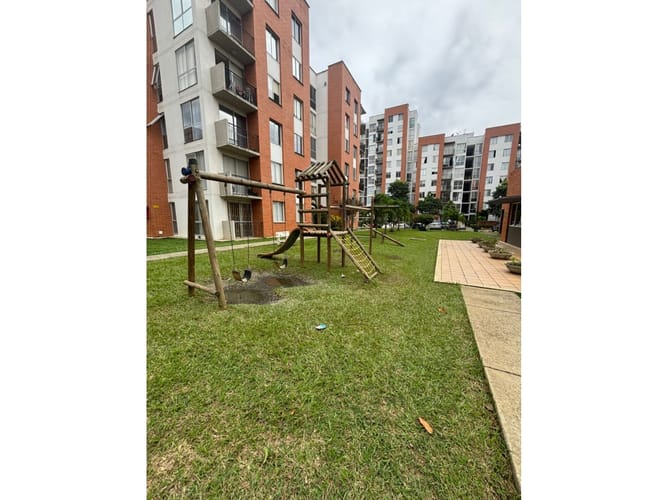 Apartamento de 3 alcobas en venta en Las Vegas De Comfandi, Cali, 60 m² · foto 11 de 16