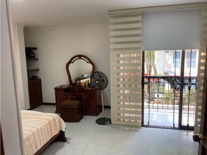 Casa de 8 alcobas en venta en Ciudad 2000, Cali, 360 m² · foto 8 de 24
