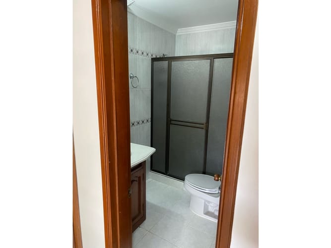 Casa de 8 alcobas en venta en Ciudad 2000, Cali, 360 m² · foto 10 de 24