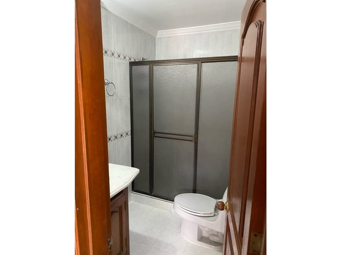 Casa de 8 alcobas en venta en Ciudad 2000, Cali, 360 m² · foto 11 de 24