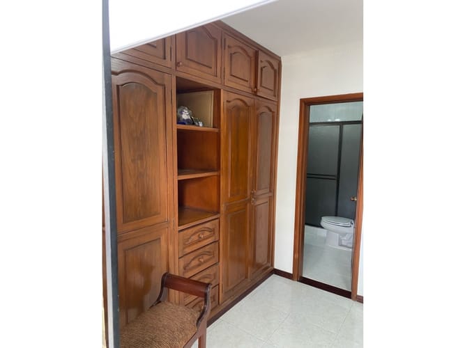 Casa de 8 alcobas en venta en Ciudad 2000, Cali, 360 m² · foto 12 de 24