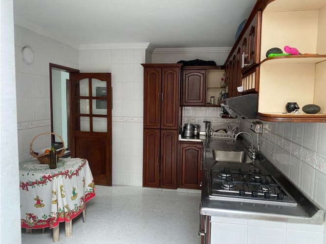 Casa de 8 alcobas en venta en Ciudad 2000, Cali, 360 m² · foto 14 de 24