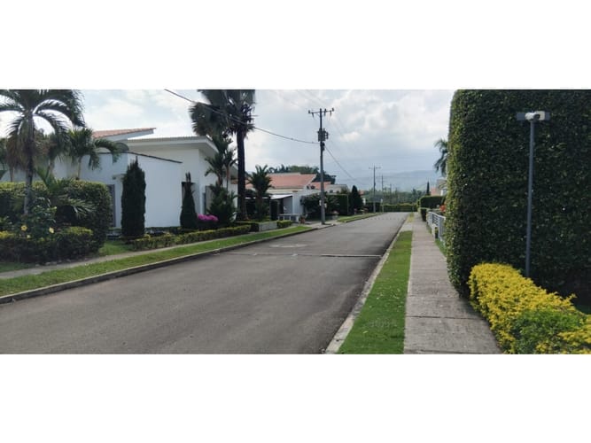 Casa de 3 alcobas en venta en Alfaguara, Jamundí, 300 m² · foto 11 de 24