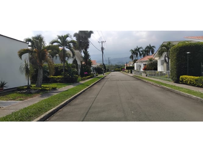 Casa de 3 alcobas en venta en Alfaguara, Jamundí, 300 m² · foto 18 de 24