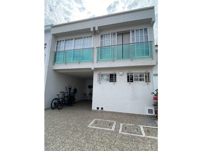Casa de 3 alcobas en venta en La Hacienda, Cali, 160 m² · foto 2 de 24