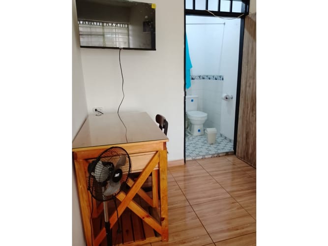 Casa de 10 alcobas en venta en Atanasio Girardot, Cali, 400 m² · foto 16 de 23