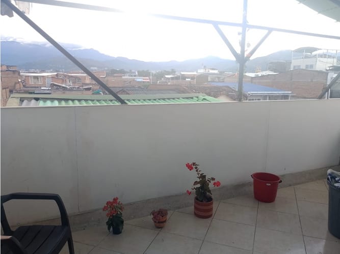 Casa de 10 alcobas en venta en Atanasio Girardot, Cali, 400 m² · foto 17 de 23