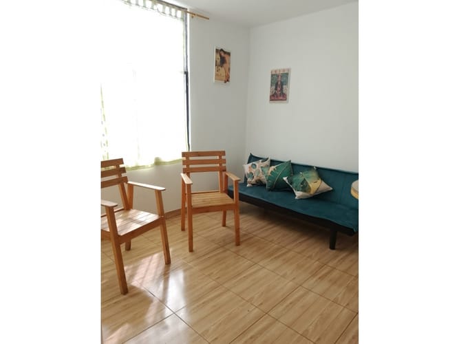 Casa de 10 alcobas en venta en Atanasio Girardot, Cali, 400 m² · foto 22 de 23