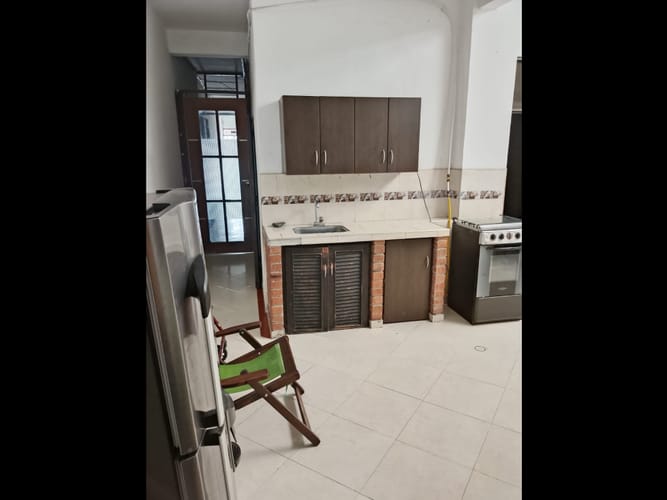 Casa de 10 alcobas en venta en Atanasio Girardot, Cali, 400 m² · foto 23 de 23