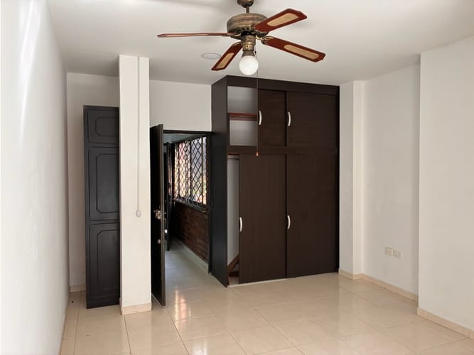 Casa de 9 alcobas en venta en Santa Elena, Cali, 477 m² · foto 5 de 24