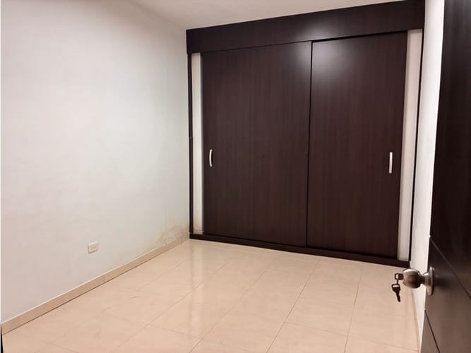 Casa de 9 alcobas en venta en Santa Elena, Cali, 477 m² · foto 9 de 24