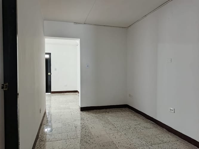 Casa de 3 alcobas en arriendo en Caicedo, Medellín, 110 m² · foto 7 de 18