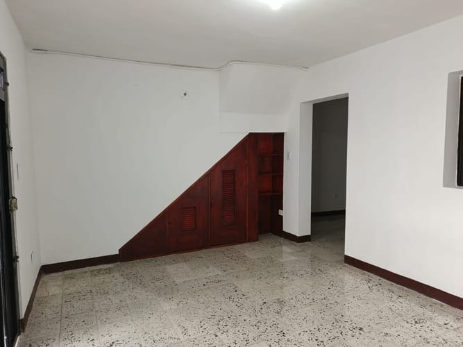 Casa de 3 alcobas en arriendo en Caicedo, Medellín, 110 m² · foto 5 de 18