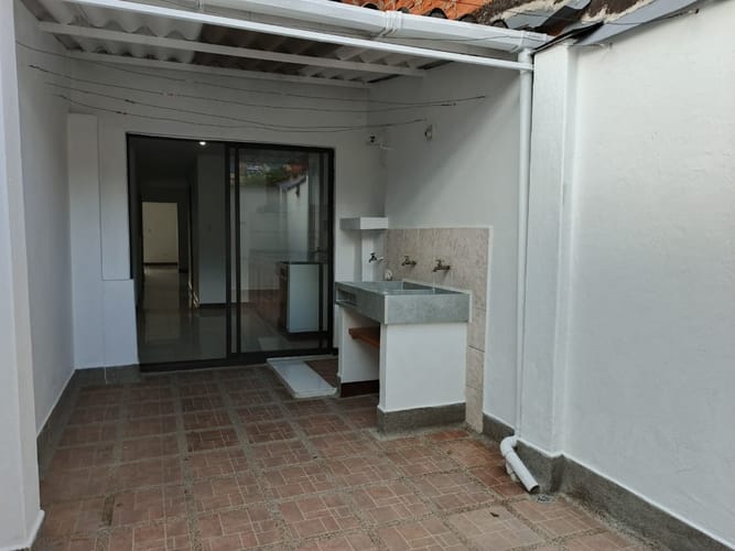 Casa de 3 alcobas en arriendo en Caicedo, Medellín, 110 m² · foto 11 de 18